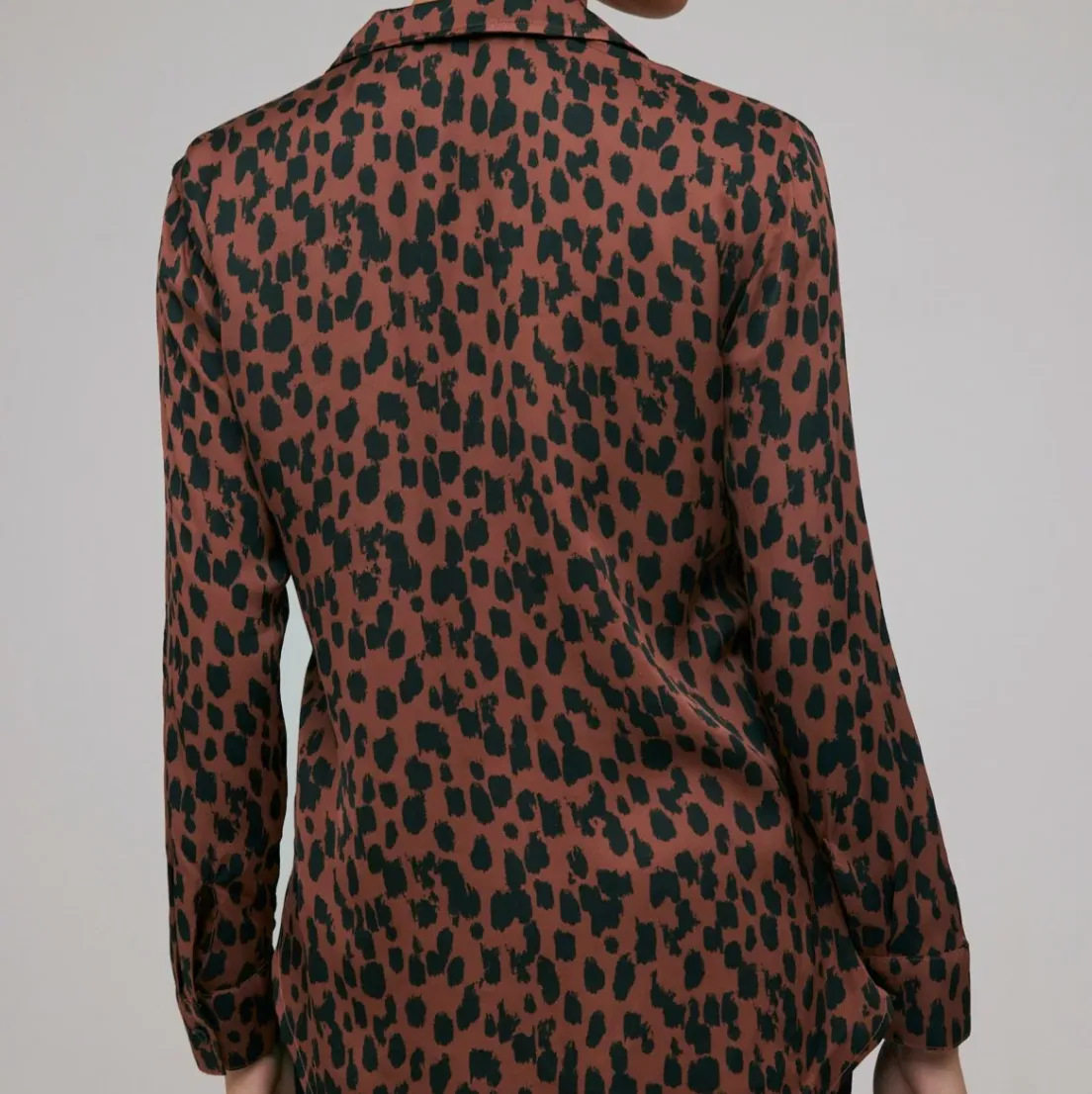 B4923-F17-302  long slv shirt