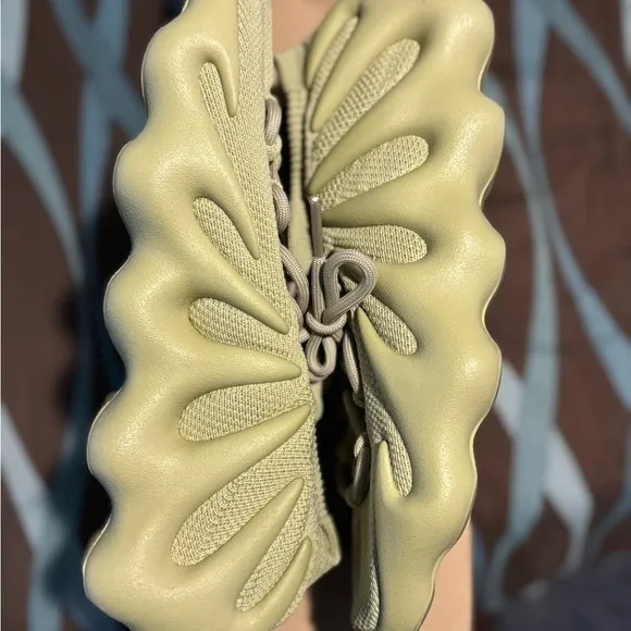Yeezy 450